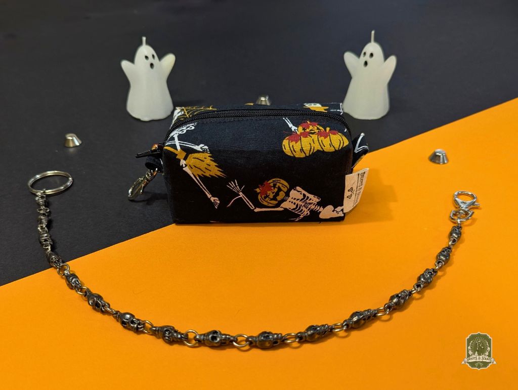 Deluxe | Poo Bag Holder | Pumpkin Skeletons