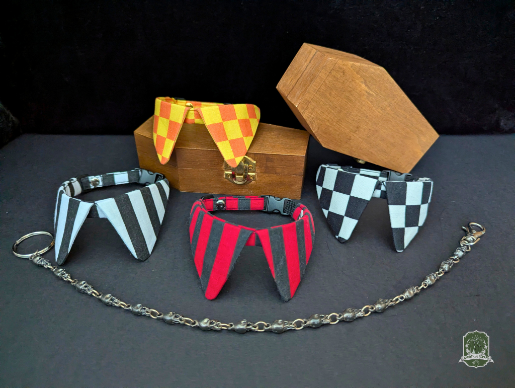 Stripes & Razors | Cat Collar with Charm