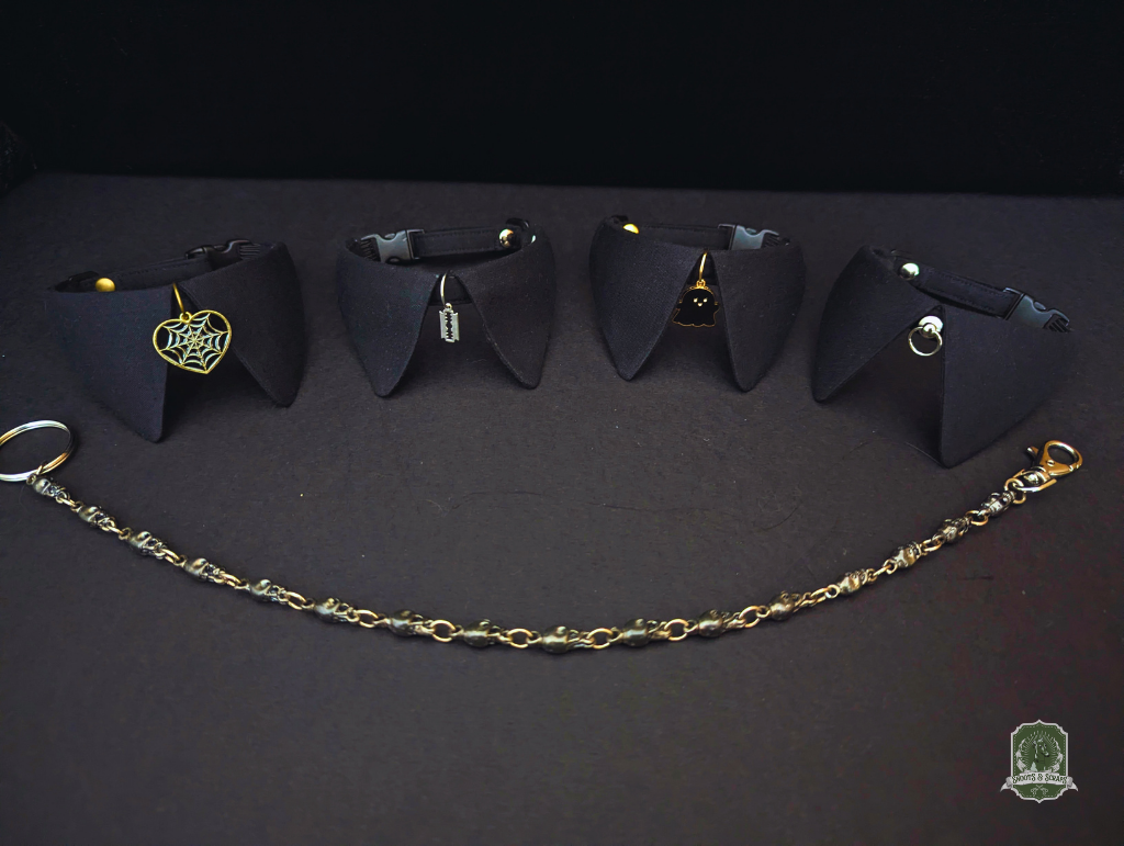 Black & Razorblade | Cat Collar with Charm