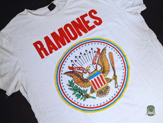 Pick your size | Ramones White Dog Band Tee | Made To Order