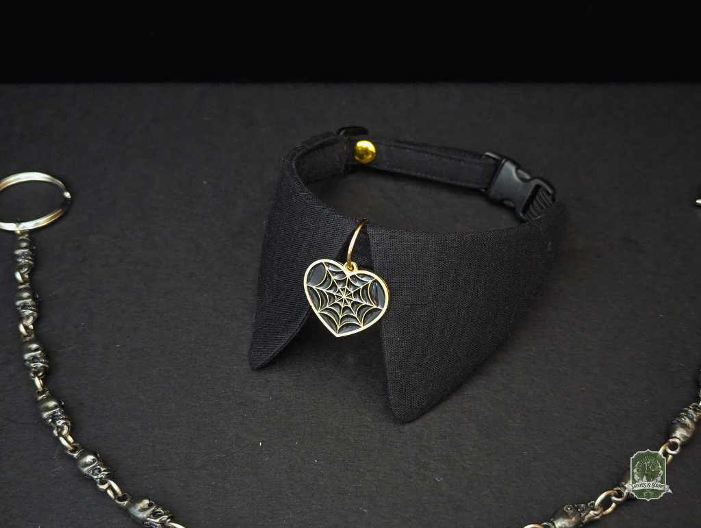 Black Heart-Shaped Spiderwebs | Cat Collar with Charm